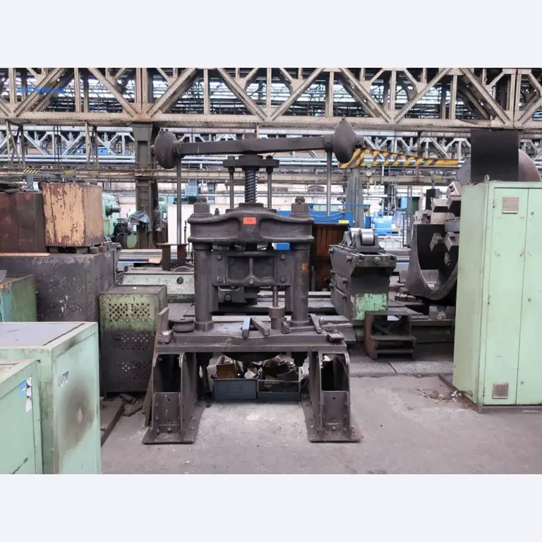 Závody a stroje z oblasti výroby oceli, kování, tepelného zpracování, velké cásti obrábení a periférií-1