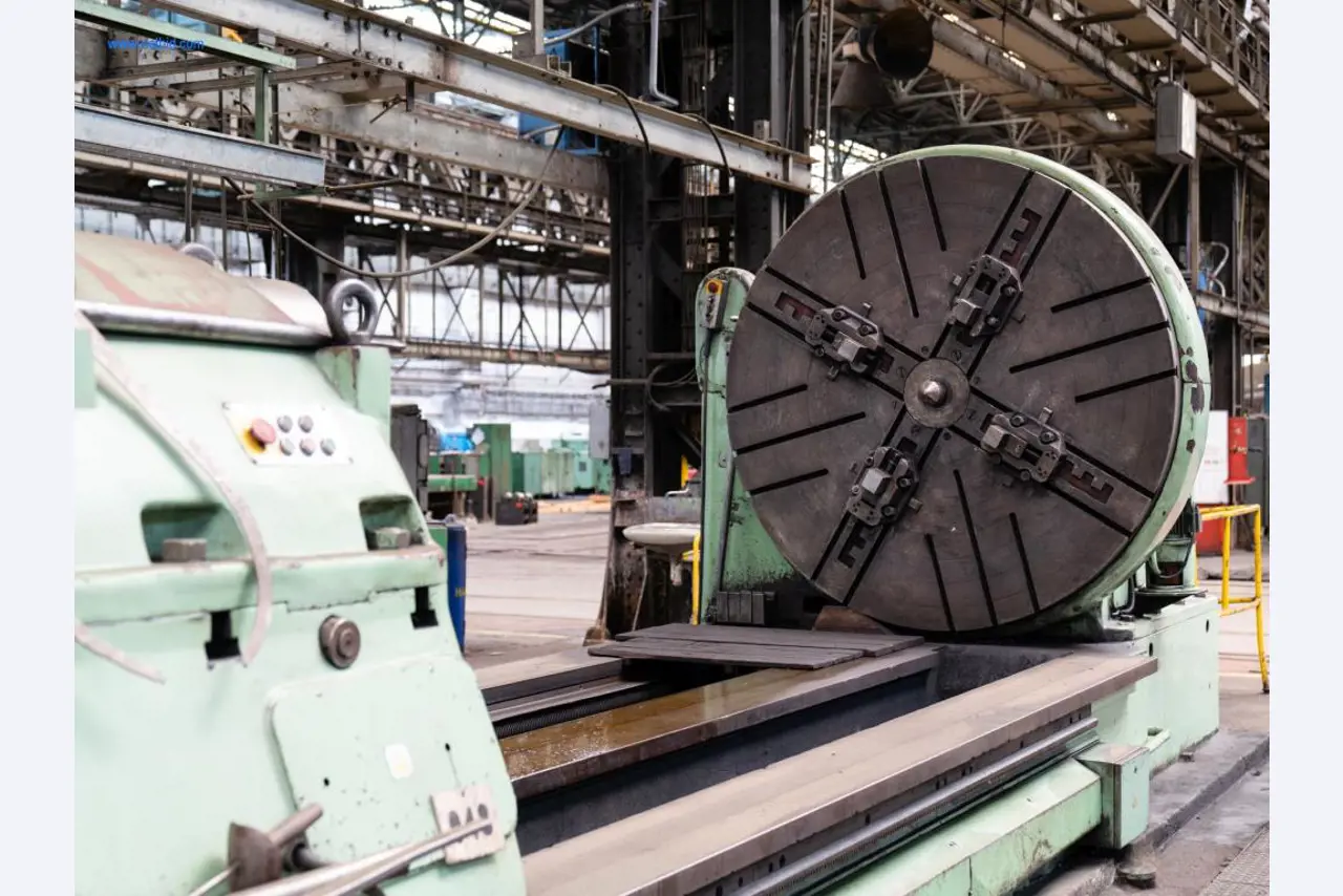 Anlagen und Maschinen aus den Bereichen Stahlproduktion, Schmiedewerk, Wärmebehandlung, Großteilebearbeitung und Peripherie-13