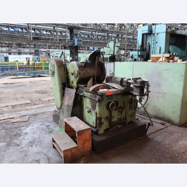 Anlagen und Maschinen aus den Bereichen Stahlproduktion, Schmiedewerk, Wärmebehandlung, Großteilebearbeitung und Peripherie-1