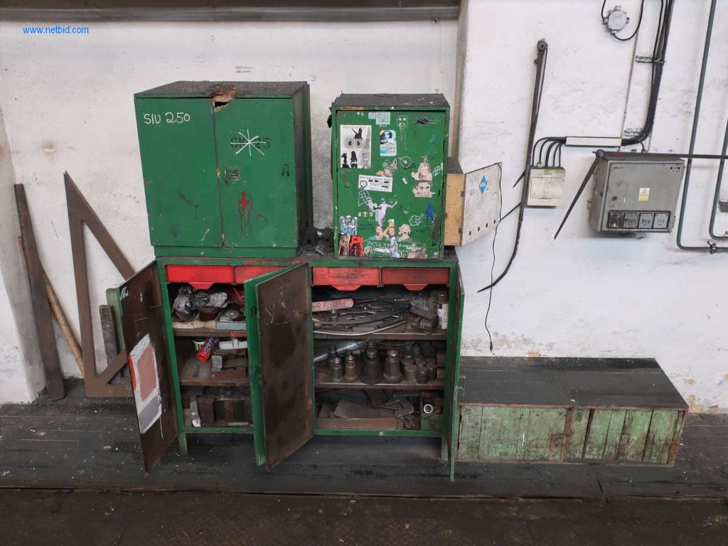 Závody a stroje z oblasti výroby oceli, kování, tepelného zpracování, velké cásti obrábení a periférií-3