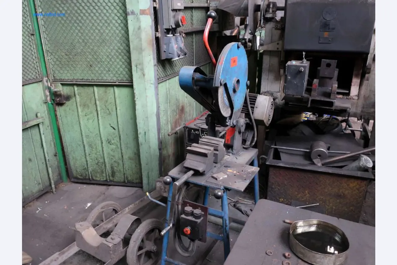 Závody a stroje z oblasti výroby oceli, kování, tepelného zpracování, velké cásti obrábení a periférií-1