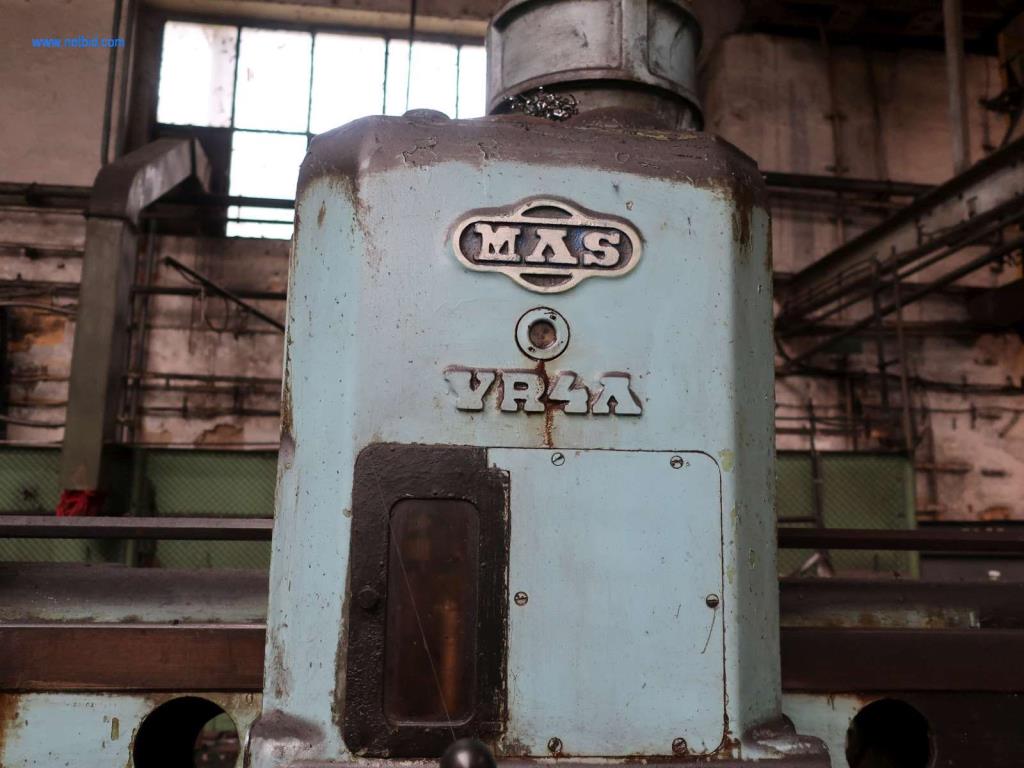 Naprave in stroji za proizvodnjo jekla, kovanje, toplotno obdelavo, obdelavo velikih delov in periferne naprave-5