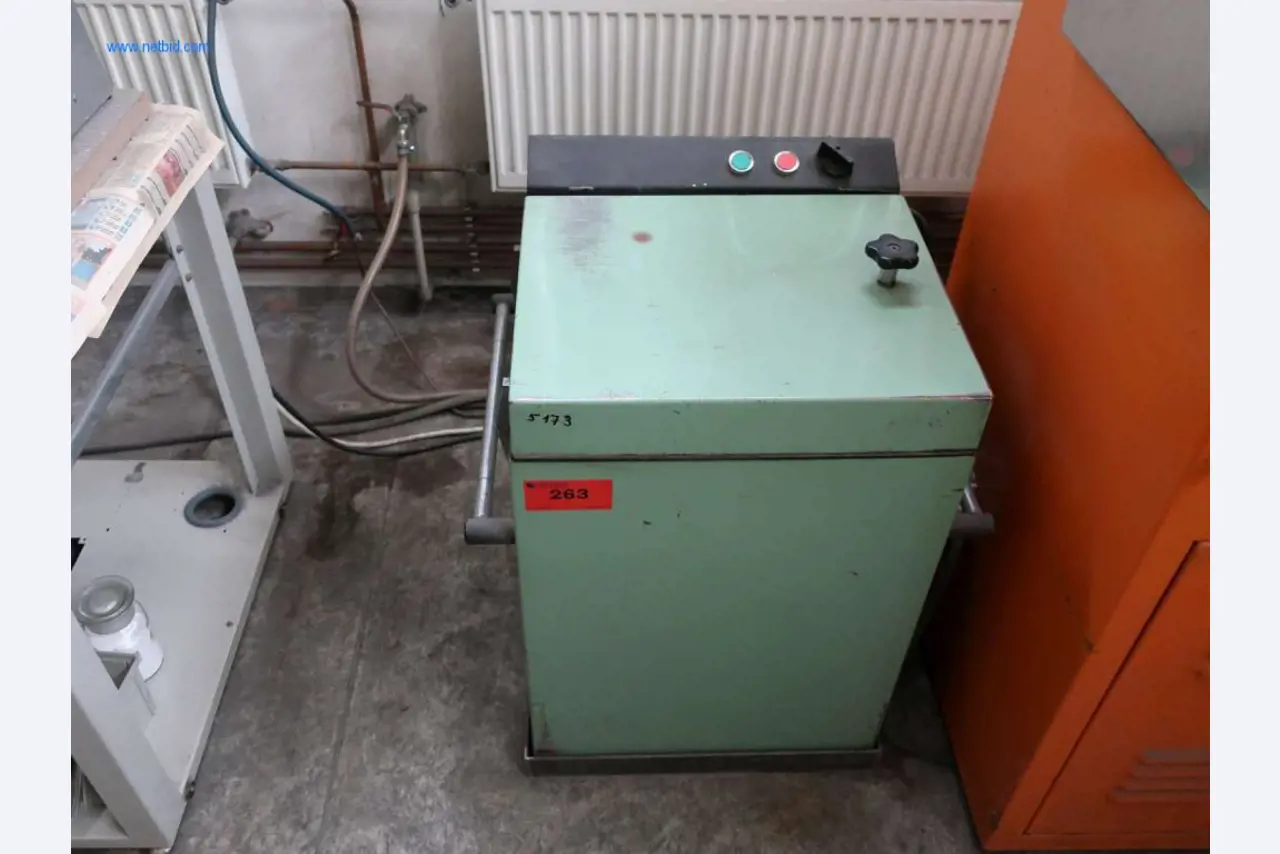 Závody a stroje z oblasti výroby oceli, kování, tepelného zpracování, velké cásti obrábení a periférií-1