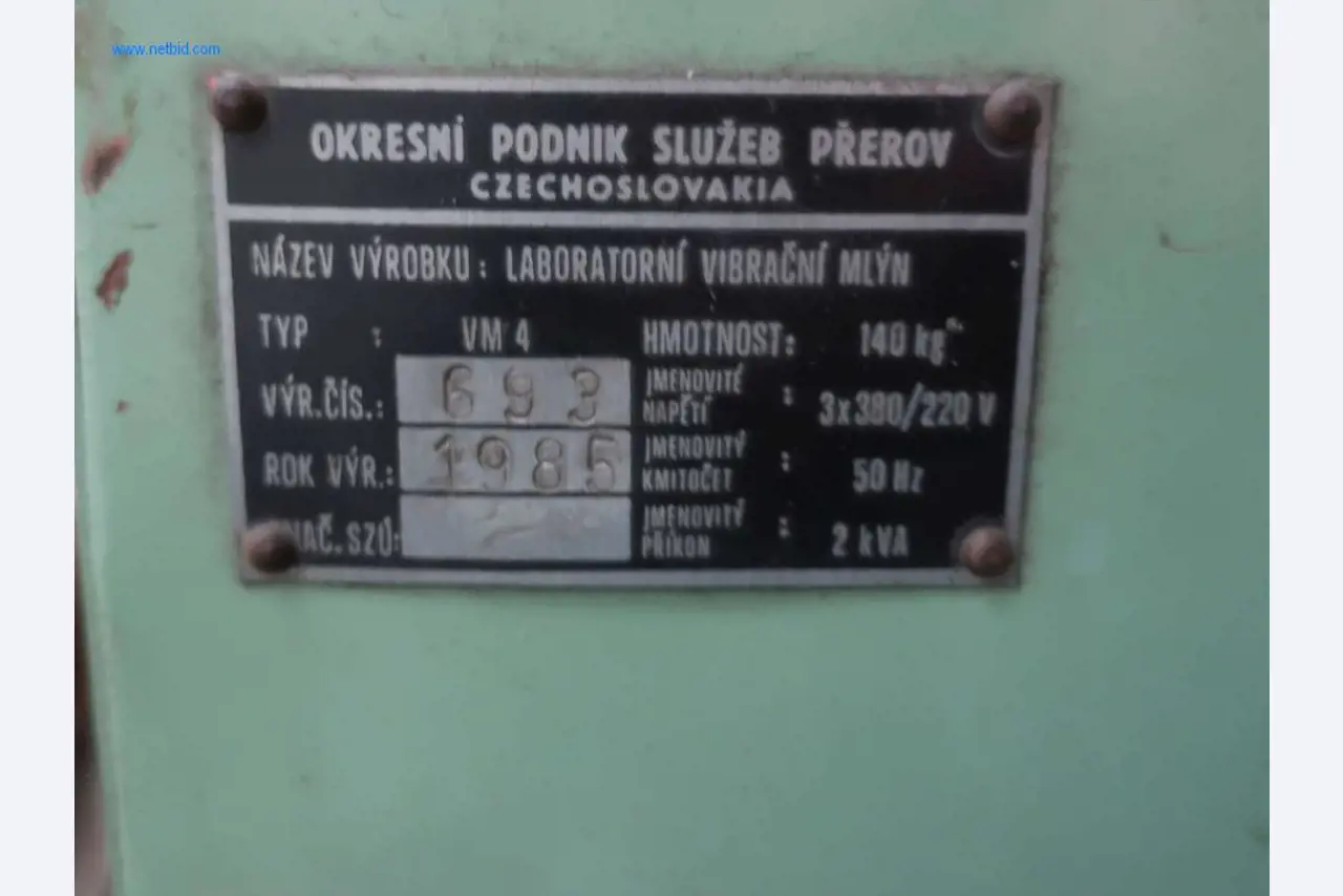Závody a stroje z oblasti výroby oceli, kování, tepelného zpracování, velké cásti obrábení a periférií-3