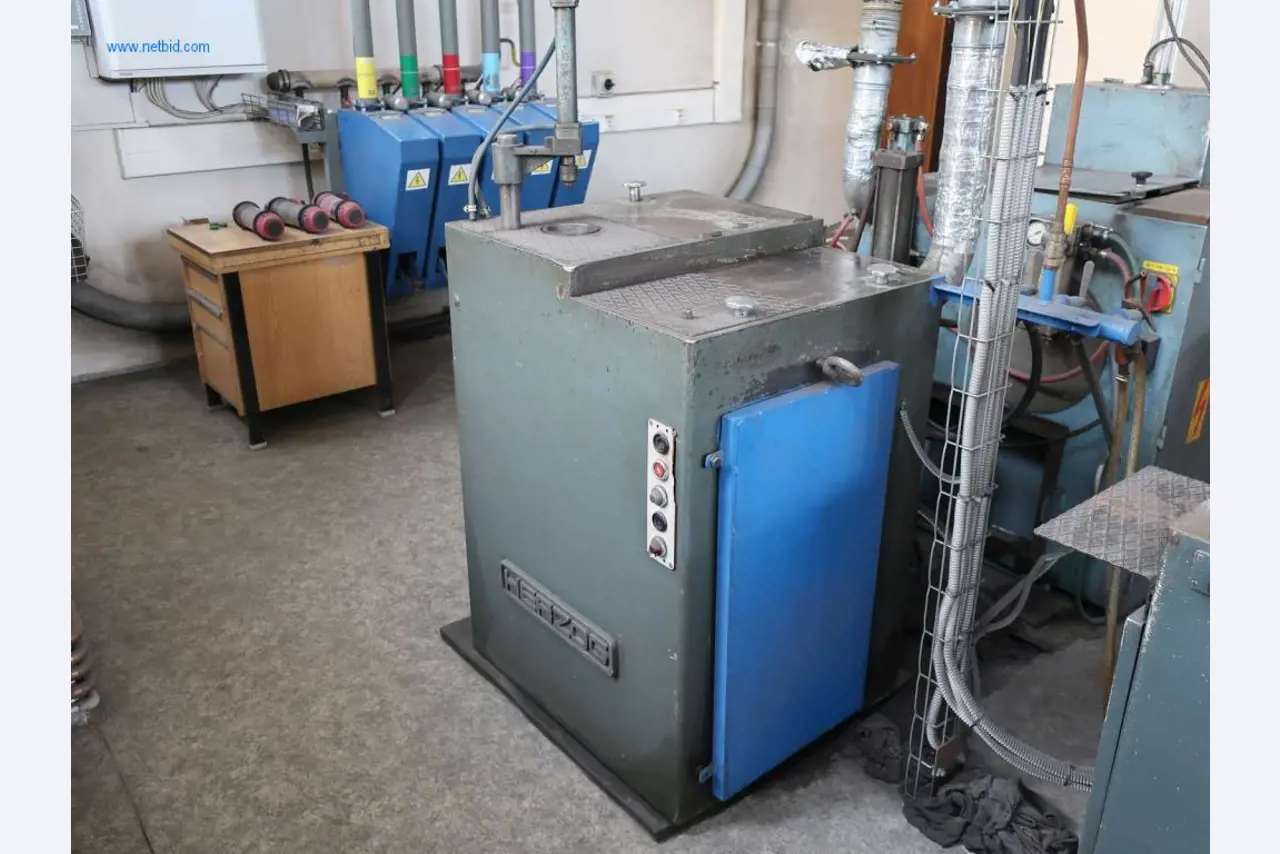 Urządzenia i maszyny do produkcji stali, kucia, obróbki cieplnej, obróbki dużych części i urządzeń peryferyjnych-1