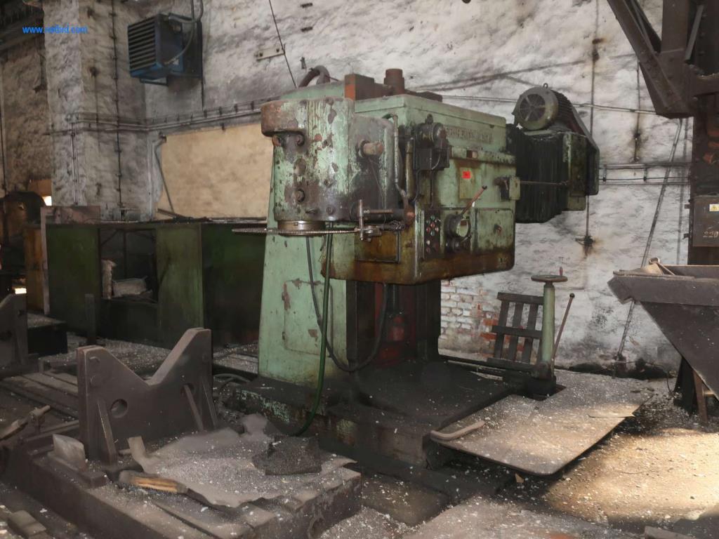 Anlagen und Maschinen aus den Bereichen Stahlproduktion, Schmiedewerk, Wärmebehandlung, Großteilebearbeitung und Peripherie-1