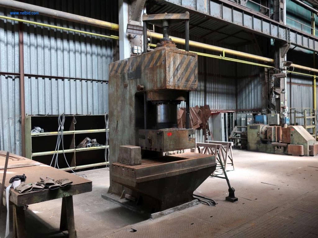 Anlagen und Maschinen aus den Bereichen Stahlproduktion, Schmiedewerk, Wärmebehandlung, Großteilebearbeitung und Peripherie-1