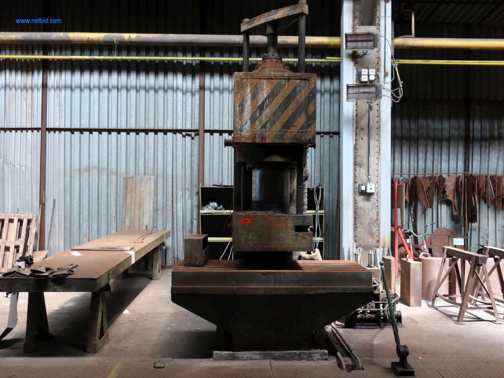 Anlagen und Maschinen aus den Bereichen Stahlproduktion, Schmiedewerk, Wärmebehandlung, Großteilebearbeitung und Peripherie-2