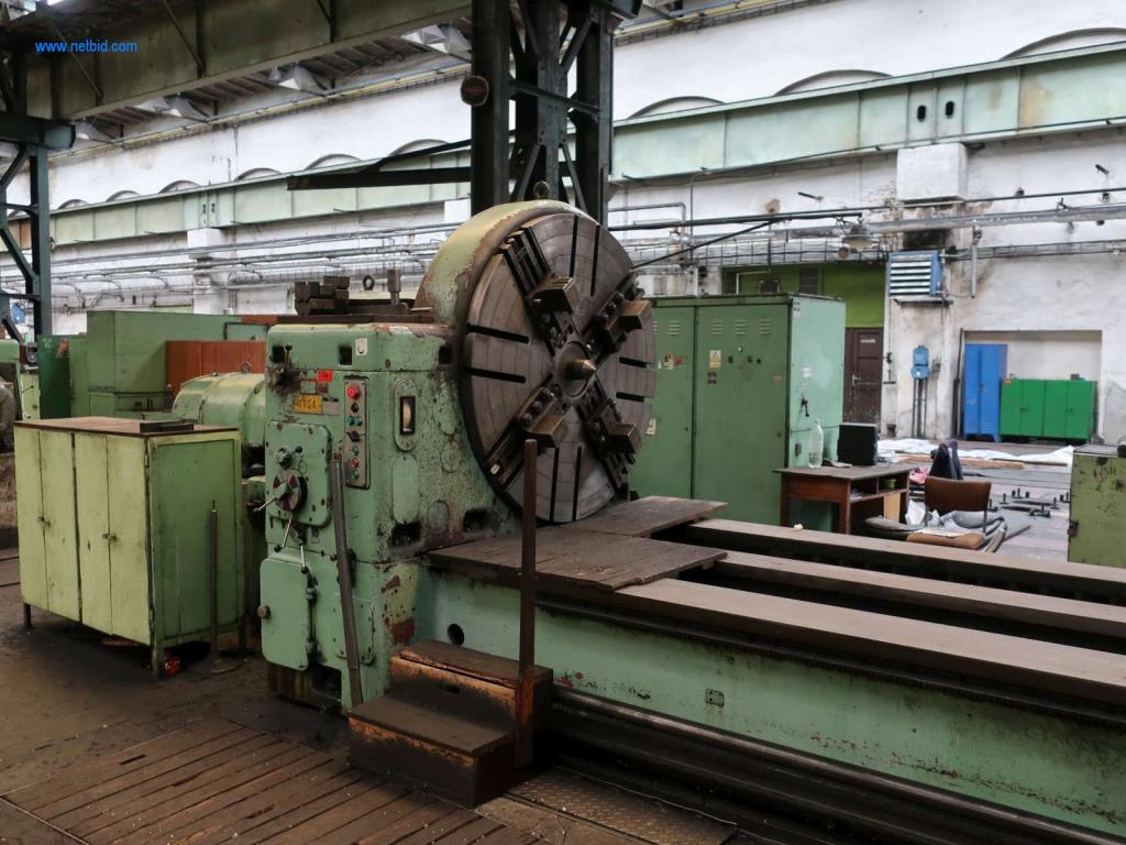 Závody a stroje z oblasti výroby oceli, kování, tepelného zpracování, velké cásti obrábení a periférií-12