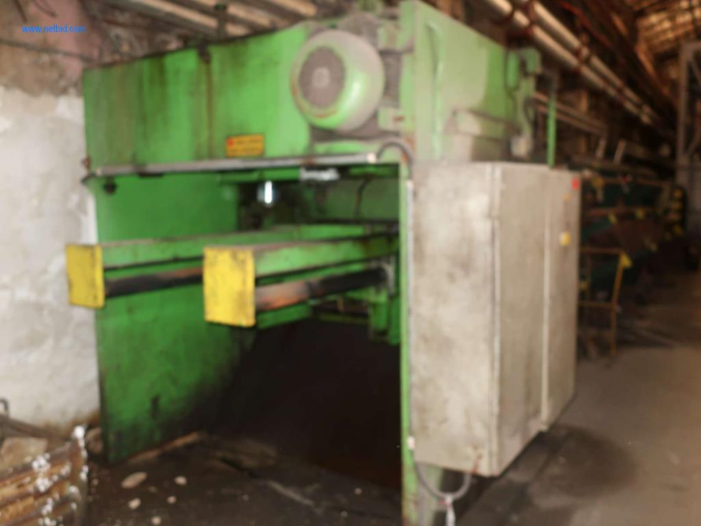 Anlagen und Maschinen aus den Bereichen Stahlproduktion, Schmiedewerk, Wärmebehandlung, Großteilebearbeitung und Peripherie-9