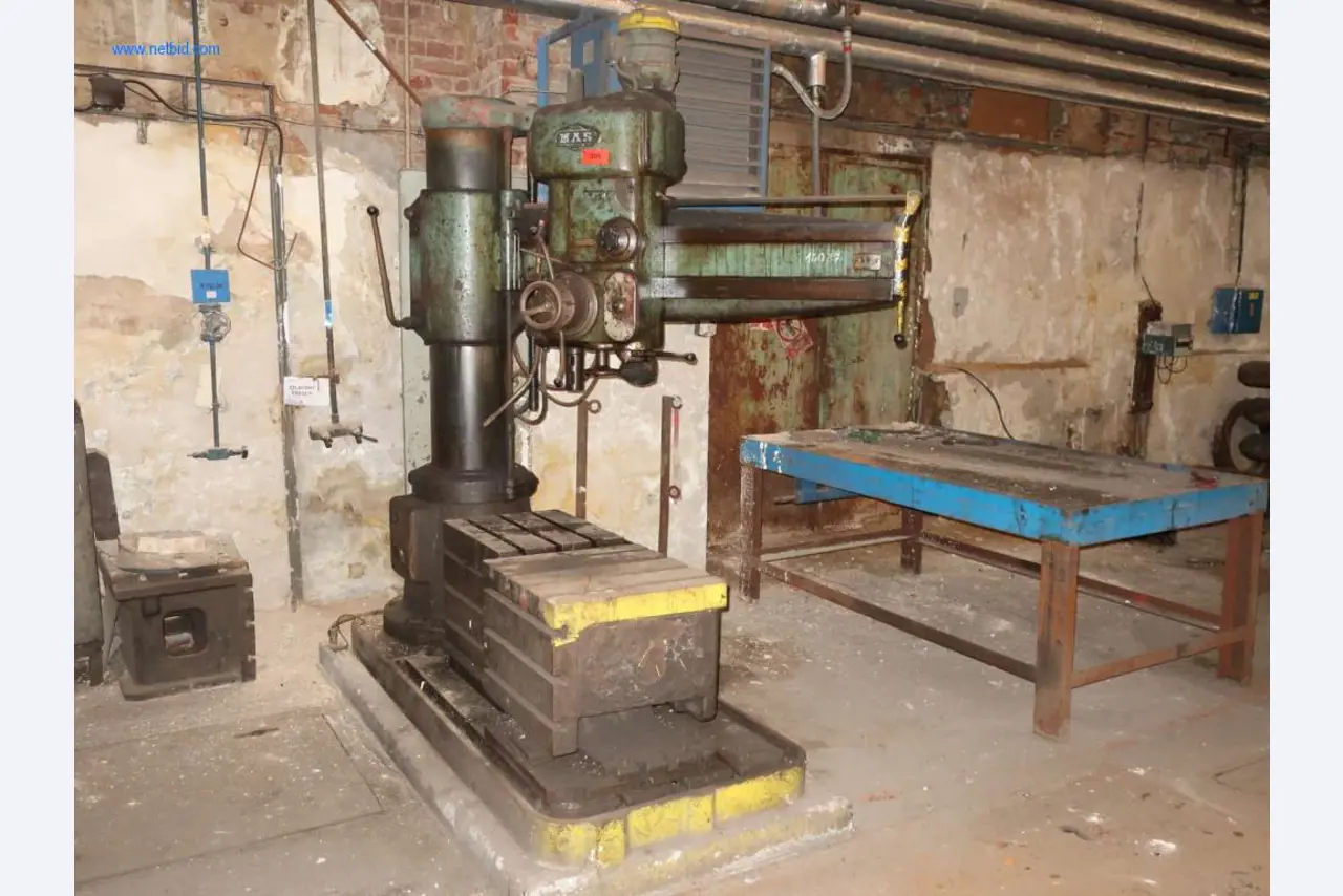 Urządzenia i maszyny do produkcji stali, kucia, obróbki cieplnej, obróbki dużych części i urządzeń peryferyjnych-3