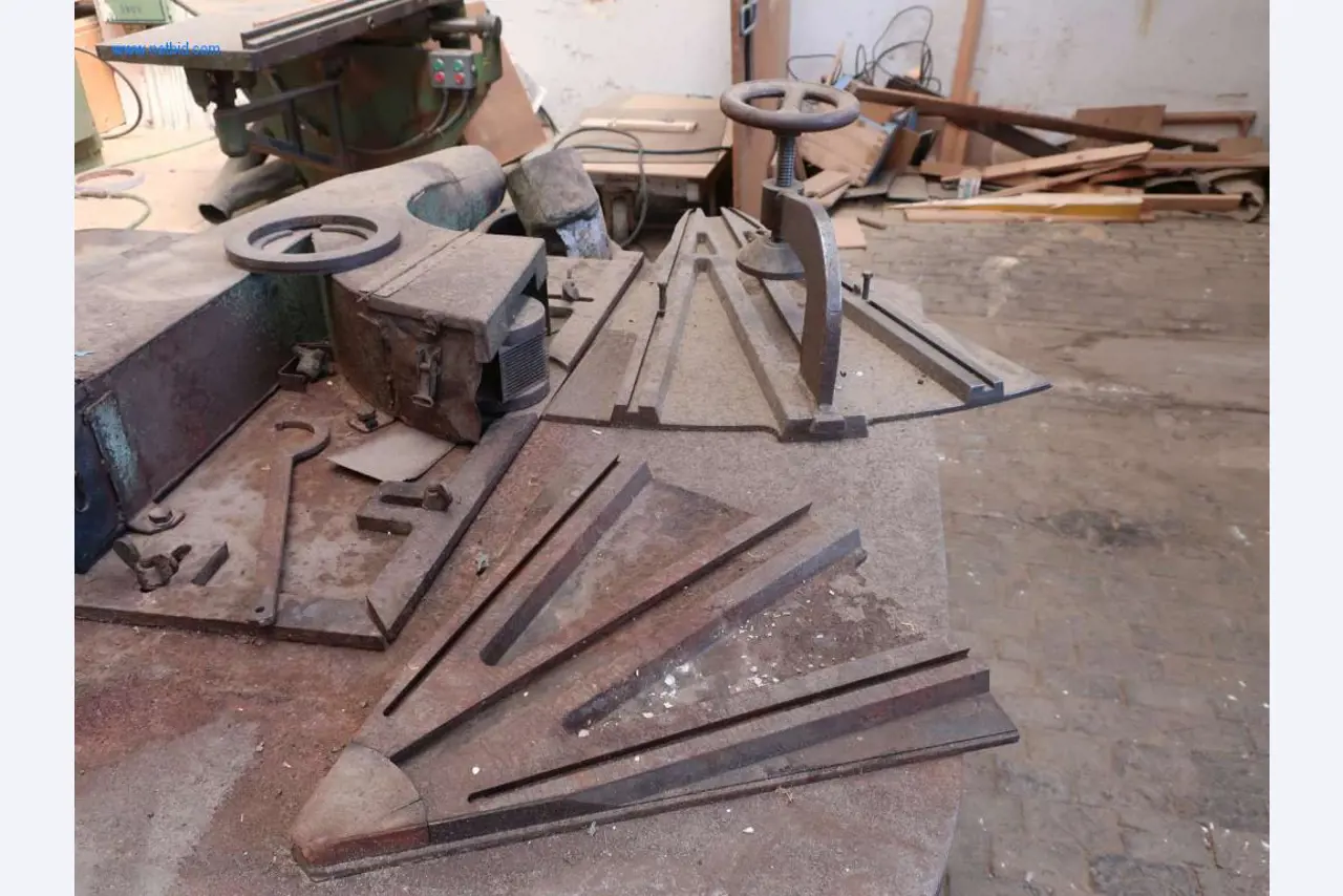 Závody a stroje z oblasti výroby oceli, kování, tepelného zpracování, velké cásti obrábení a periférií-3