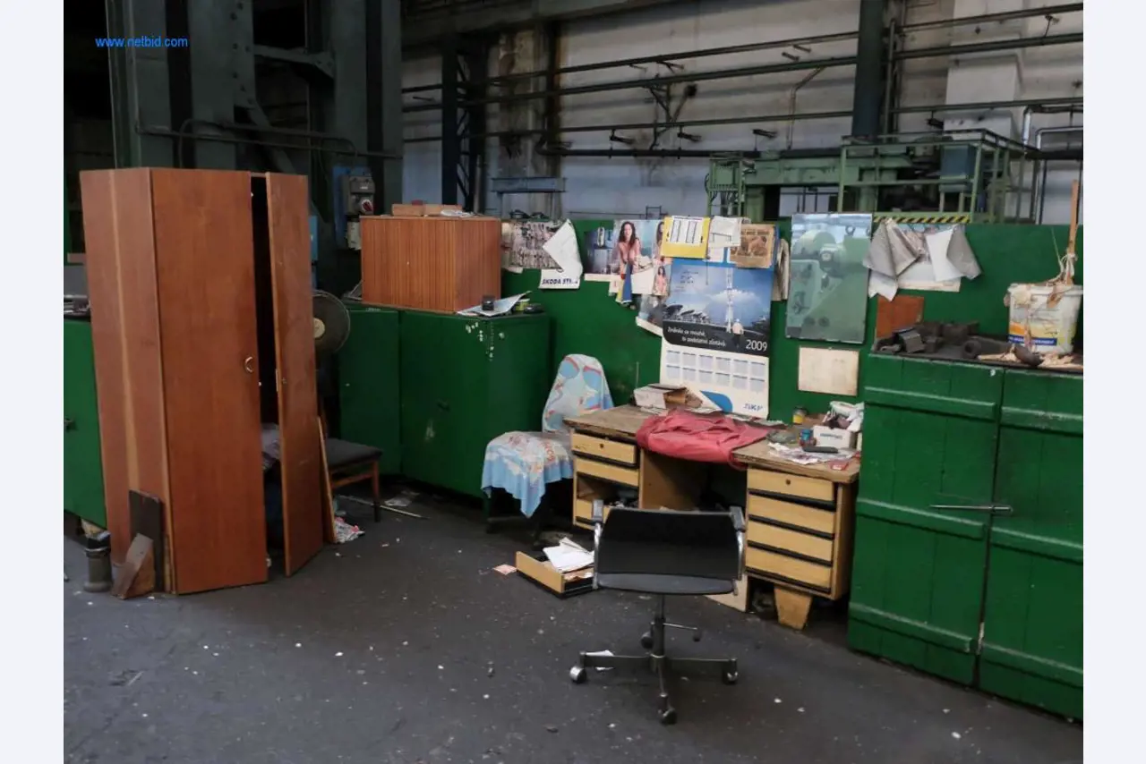 Urządzenia i maszyny do produkcji stali, kucia, obróbki cieplnej, obróbki dużych części i urządzeń peryferyjnych-5