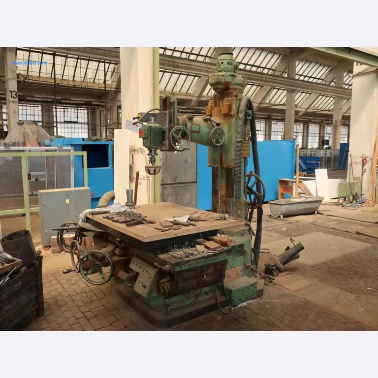 Anlagen und Maschinen aus den Bereichen Stahlproduktion, Schmiedewerk, Wärmebehandlung, Großteilebearbeitung und Peripherie-1