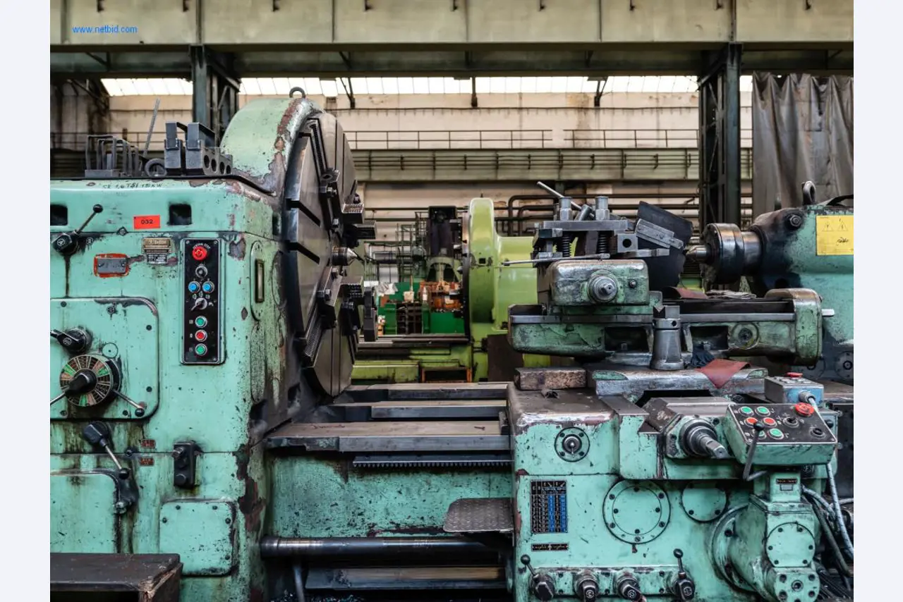 Installaties en machines voor staalproductie, smeden, warmtebehandeling, verwerking van grote onderdelen en randapparatuur-10
