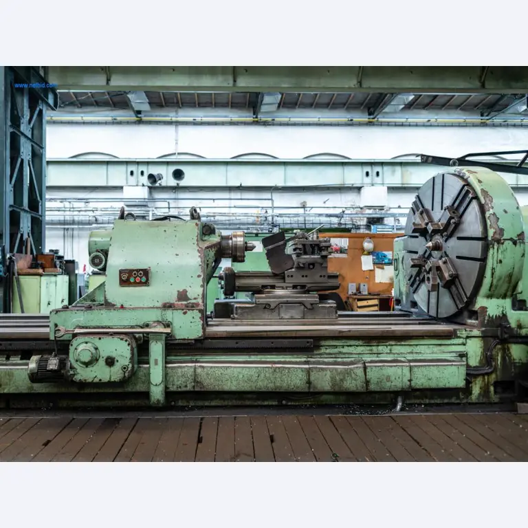 Installaties en machines voor staalproductie, smeden, warmtebehandeling, verwerking van grote onderdelen en randapparatuur-12