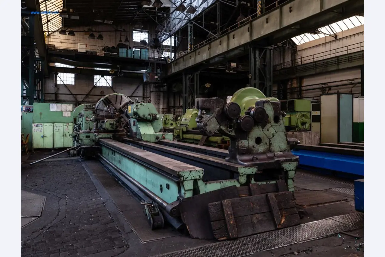 Installaties en machines voor staalproductie, smeden, warmtebehandeling, verwerking van grote onderdelen en randapparatuur-1