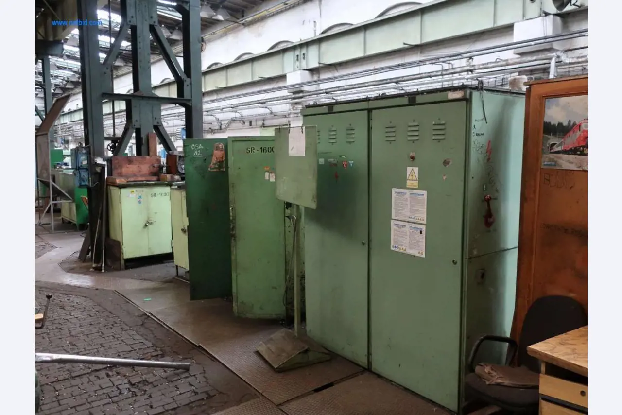 Installaties en machines voor staalproductie, smeden, warmtebehandeling, verwerking van grote onderdelen en randapparatuur-3