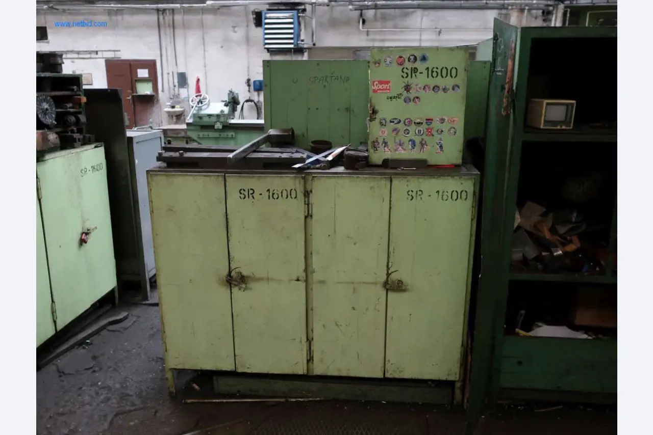 Installaties en machines voor staalproductie, smeden, warmtebehandeling, verwerking van grote onderdelen en randapparatuur-4