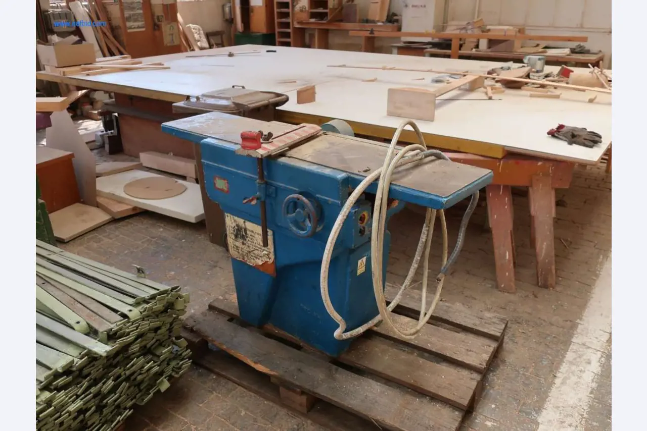 Anlagen und Maschinen aus den Bereichen Stahlproduktion, Schmiedewerk, Wärmebehandlung, Großteilebearbeitung und Peripherie-1