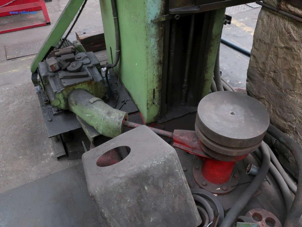 Závody a stroje z oblasti výroby oceli, kování, tepelného zpracování, velké cásti obrábení a periférií-5