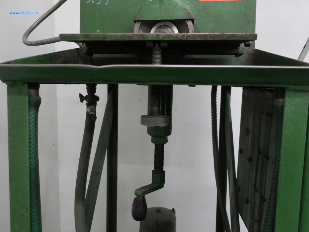 Naprave in stroji za proizvodnjo jekla, kovanje, toplotno obdelavo, obdelavo velikih delov in periferne naprave-4