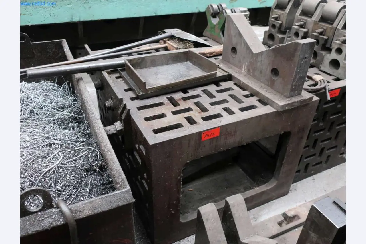 Závody a stroje z oblasti výroby oceli, kování, tepelného zpracování, velké cásti obrábení a periférií-1