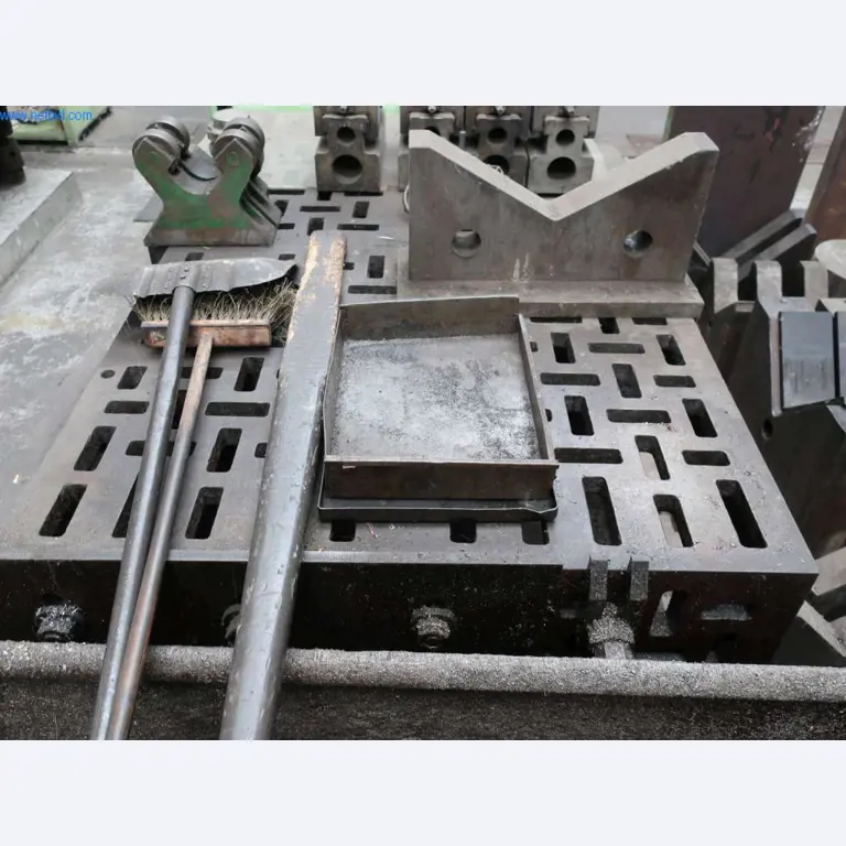 Závody a stroje z oblasti výroby oceli, kování, tepelného zpracování, velké cásti obrábení a periférií-3