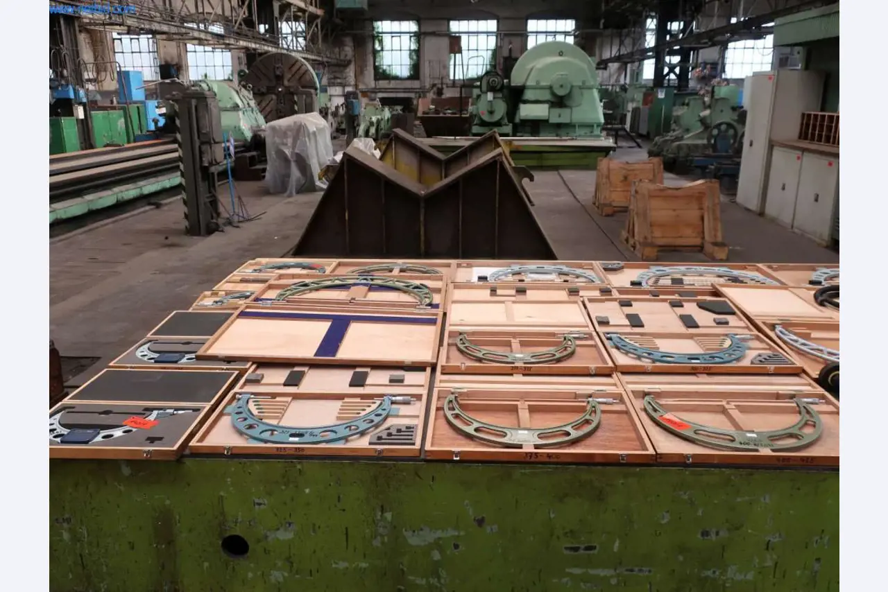 Závody a stroje z oblasti výroby oceli, kování, tepelného zpracování, velké cásti obrábení a periférií-1