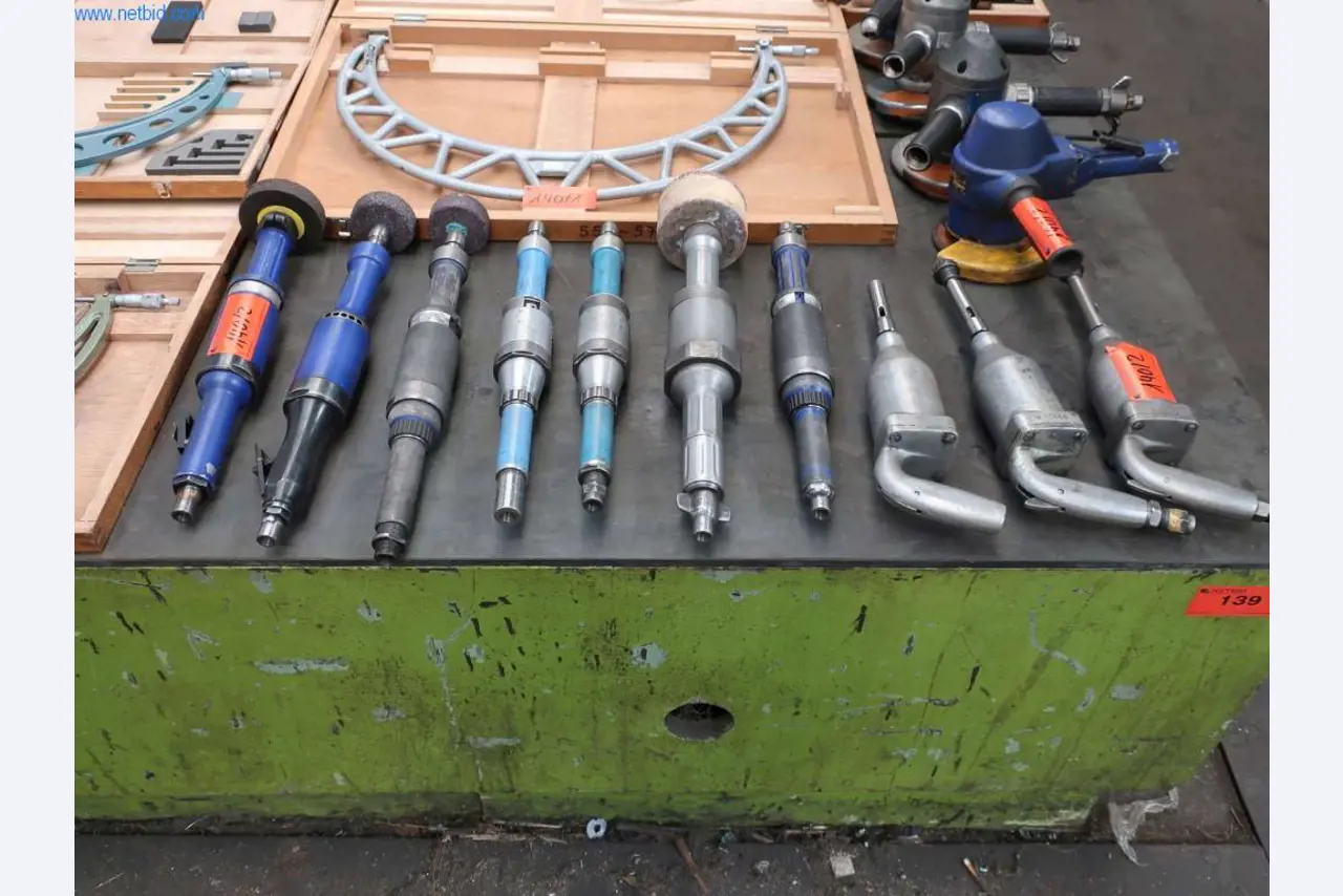 Naprave in stroji za proizvodnjo jekla, kovanje, toplotno obdelavo, obdelavo velikih delov in periferne naprave-1