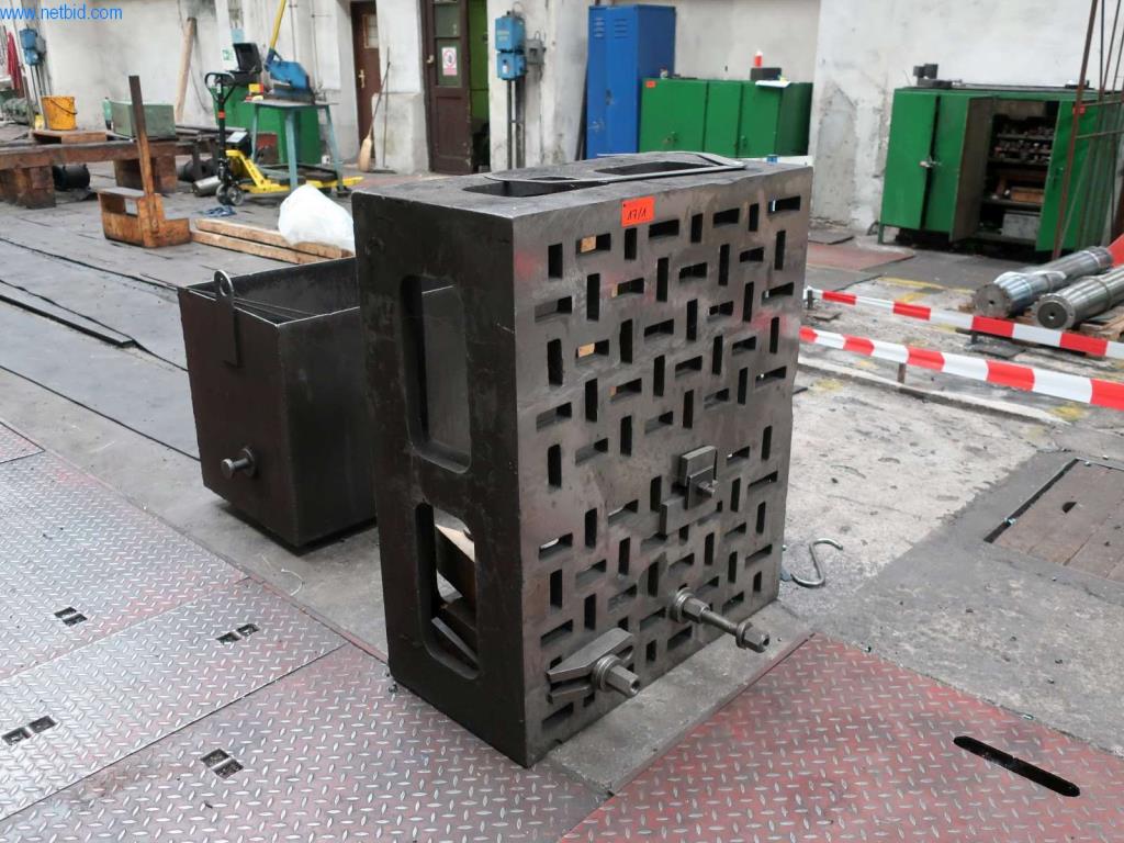 Machinery and equipment from the steel production, forging plant, heat treatment, large parts processing and peripherals-1