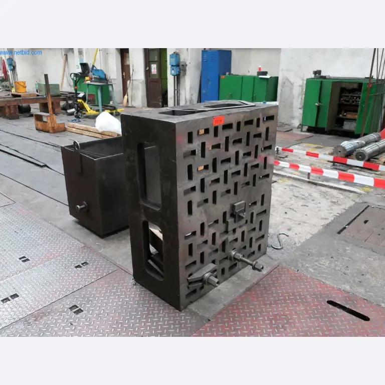 Urządzenia i maszyny do produkcji stali, kucia, obróbki cieplnej, obróbki dużych części i urządzeń peryferyjnych-1