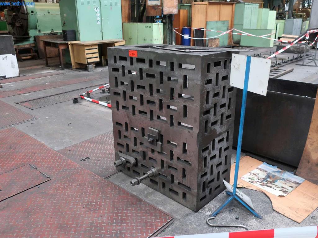 Machinery and equipment from the steel production, forging plant, heat treatment, large parts processing and peripherals-2