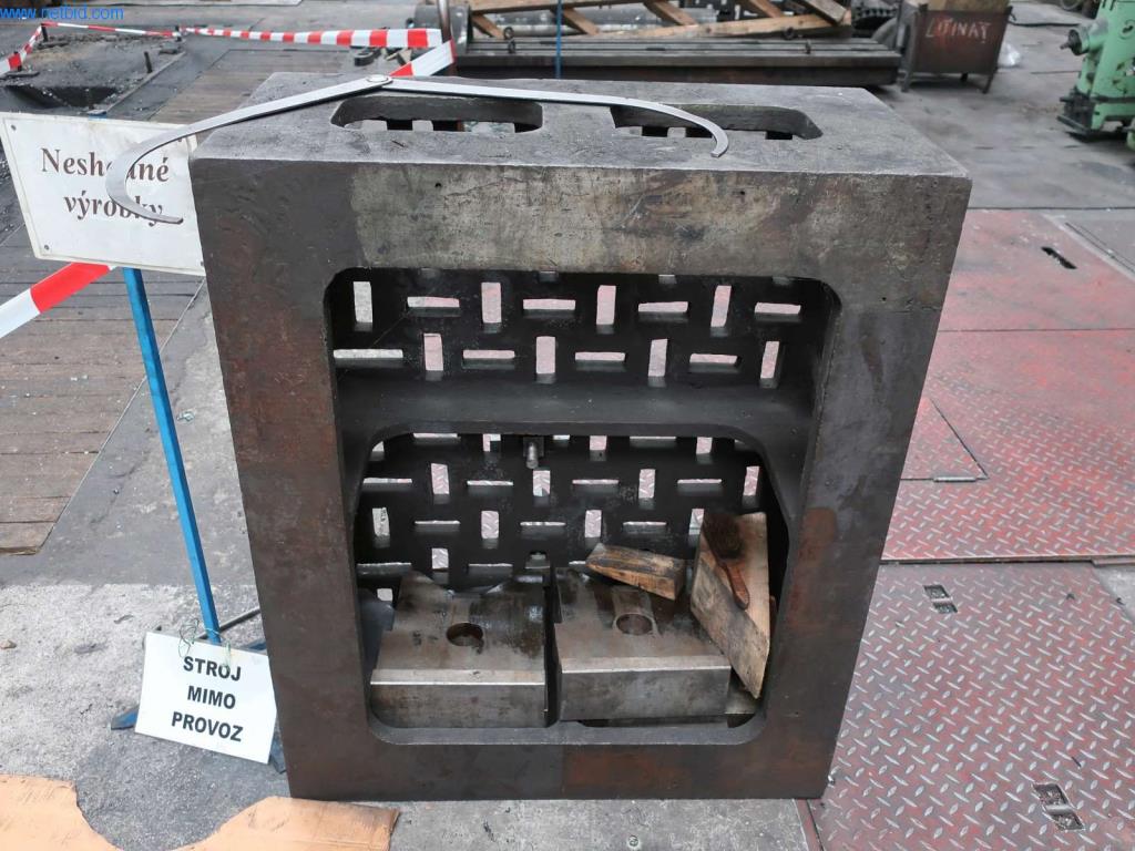 Machinery and equipment from the steel production, forging plant, heat treatment, large parts processing and peripherals-3