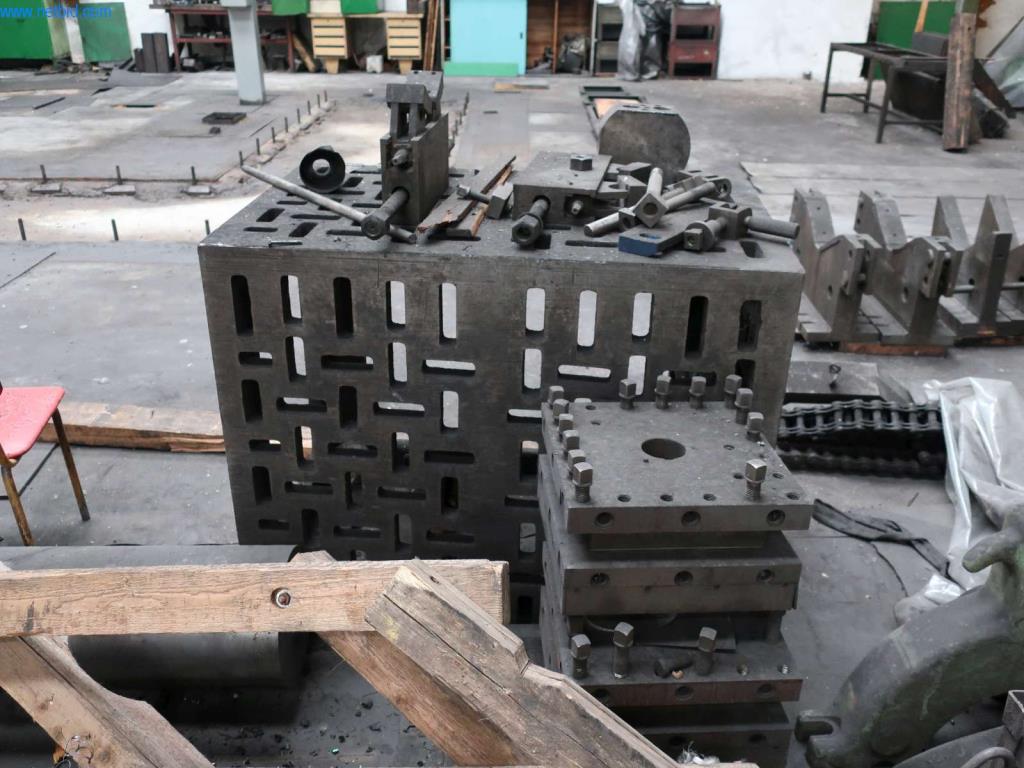 Anlagen und Maschinen aus den Bereichen Stahlproduktion, Schmiedewerk, Wärmebehandlung, Großteilebearbeitung und Peripherie-2