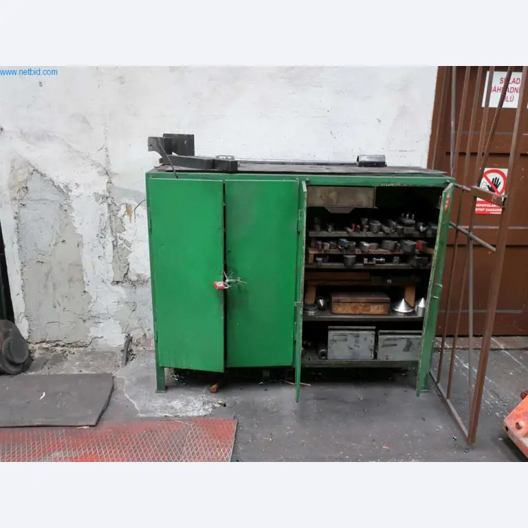 Závody a stroje z oblasti výroby oceli, kování, tepelného zpracování, velké cásti obrábení a periférií-2