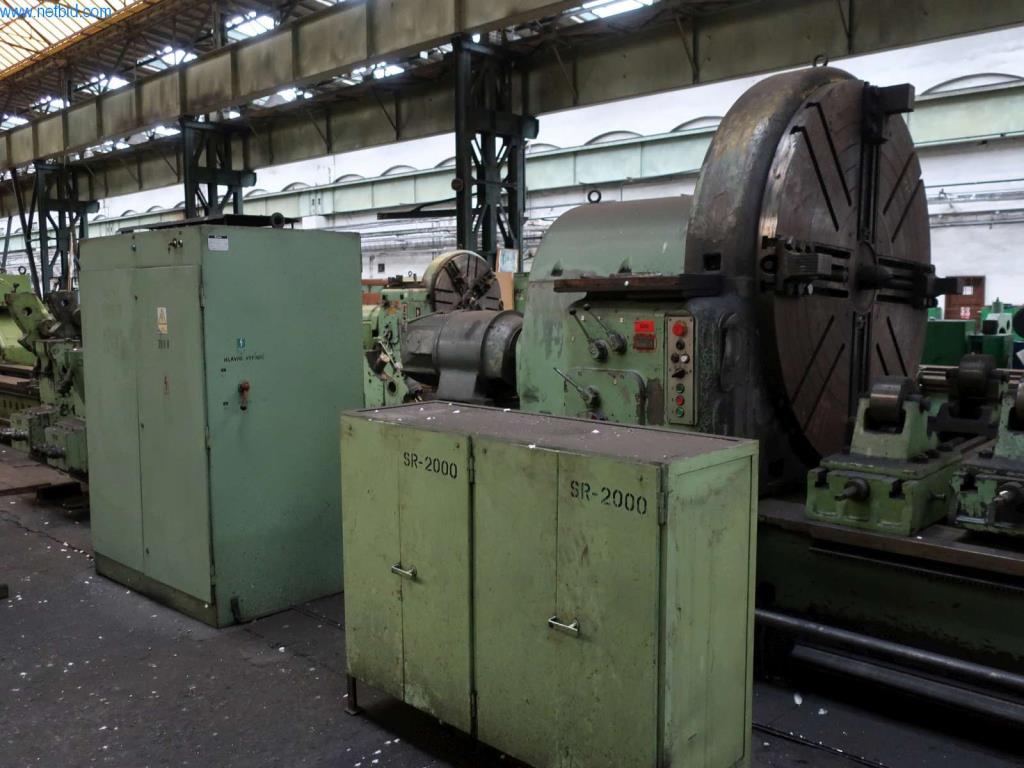 Závody a stroje z oblasti výroby oceli, kování, tepelného zpracování, velké cásti obrábení a periférií-4