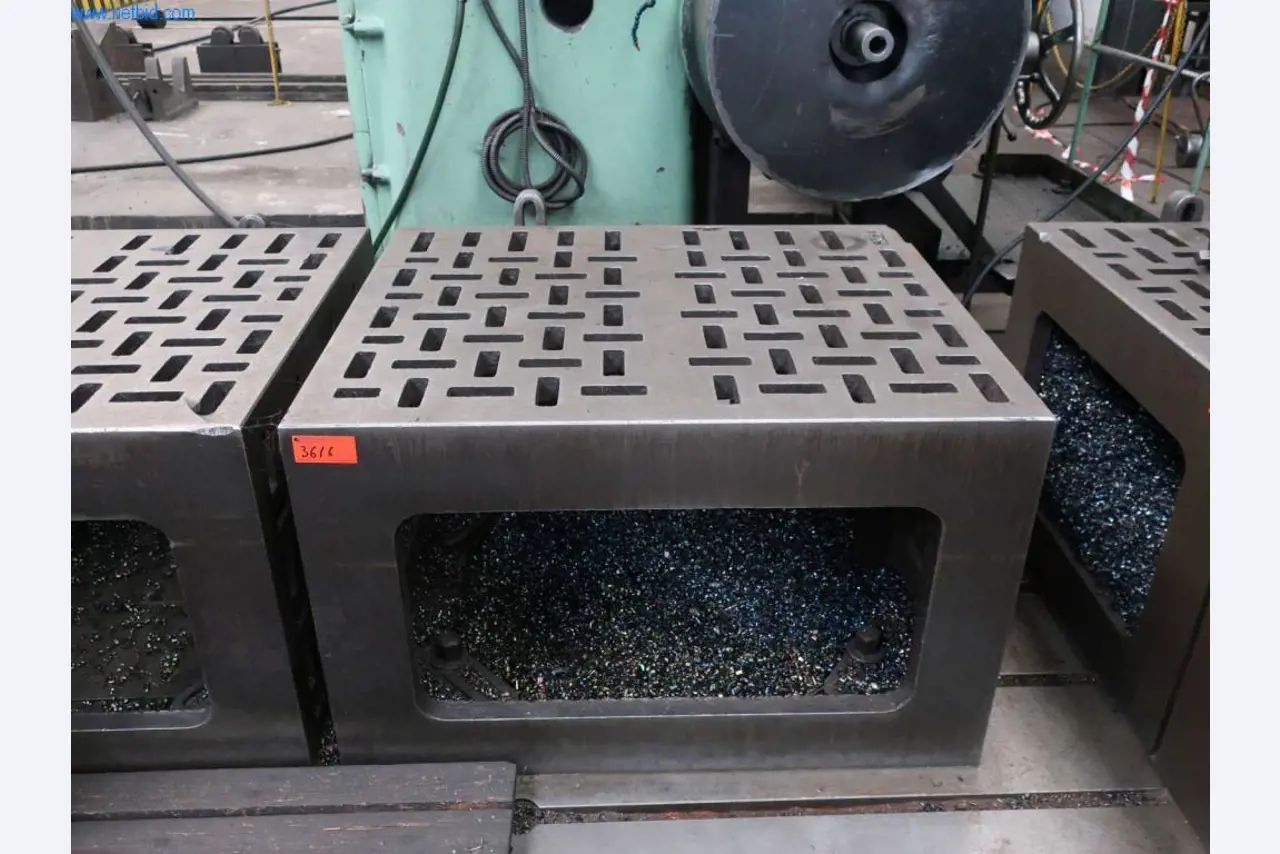 Závody a stroje z oblasti výroby oceli, kování, tepelného zpracování, velké cásti obrábení a periférií-1