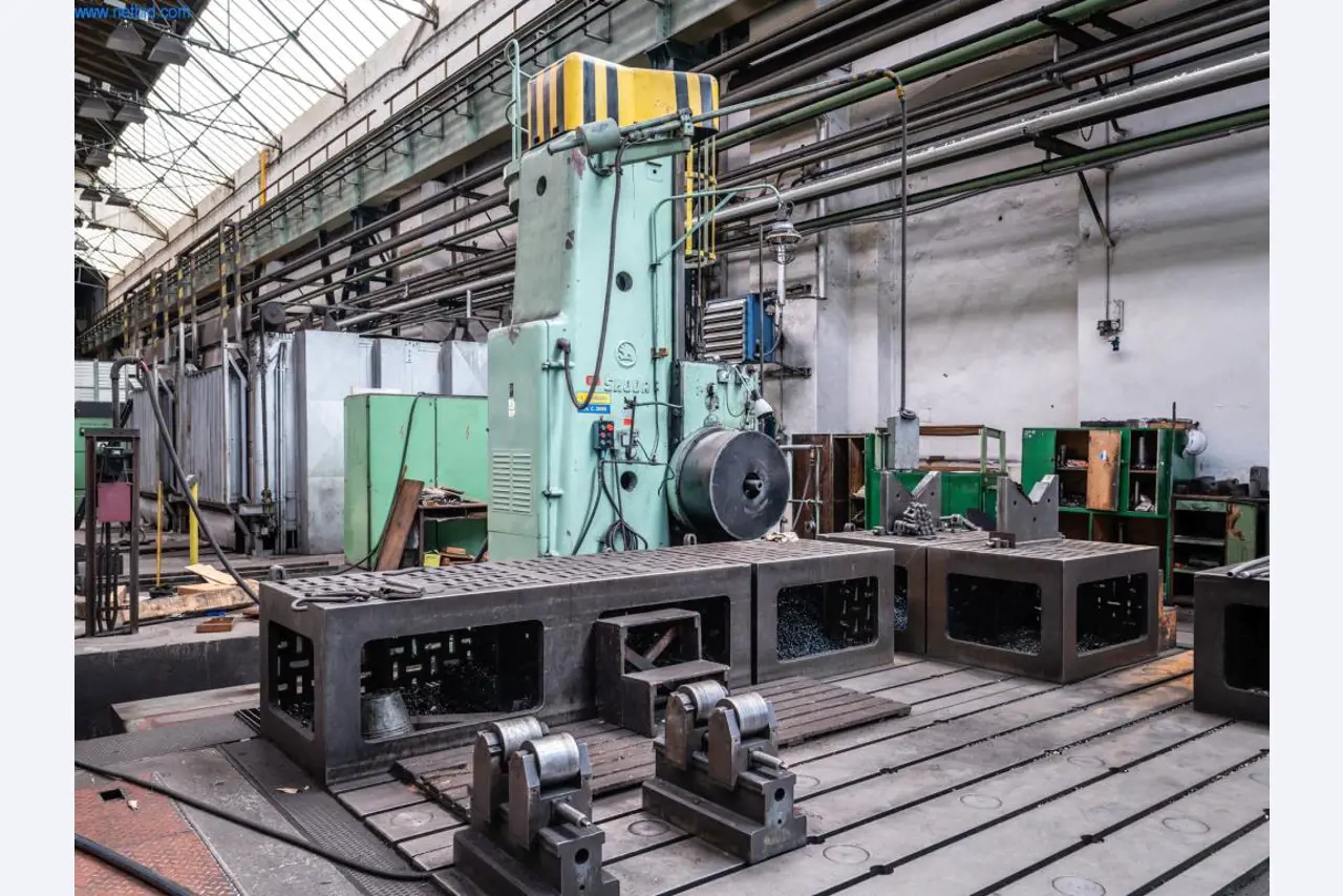 Installaties en machines voor staalproductie, smeden, warmtebehandeling, verwerking van grote onderdelen en randapparatuur-1