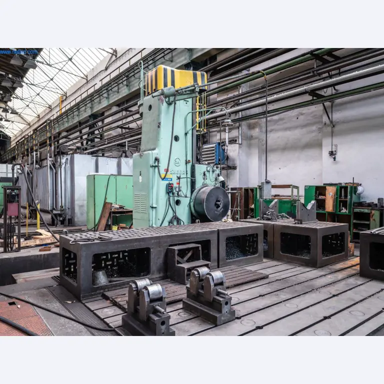 Installaties en machines voor staalproductie, smeden, warmtebehandeling, verwerking van grote onderdelen en randapparatuur-1