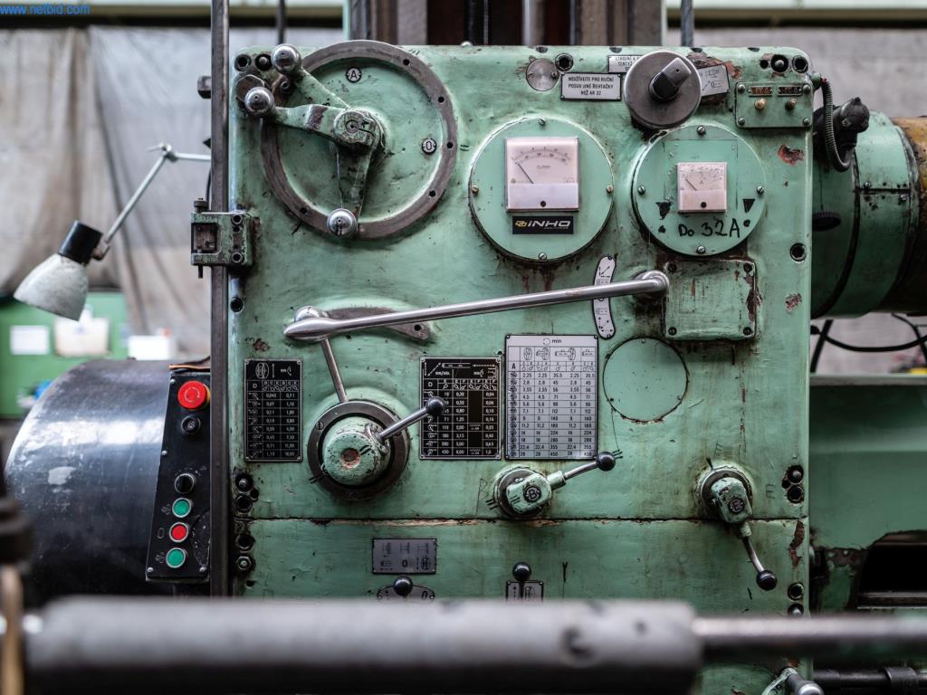 Naprave in stroji za proizvodnjo jekla, kovanje, toplotno obdelavo, obdelavo velikih delov in periferne naprave-11