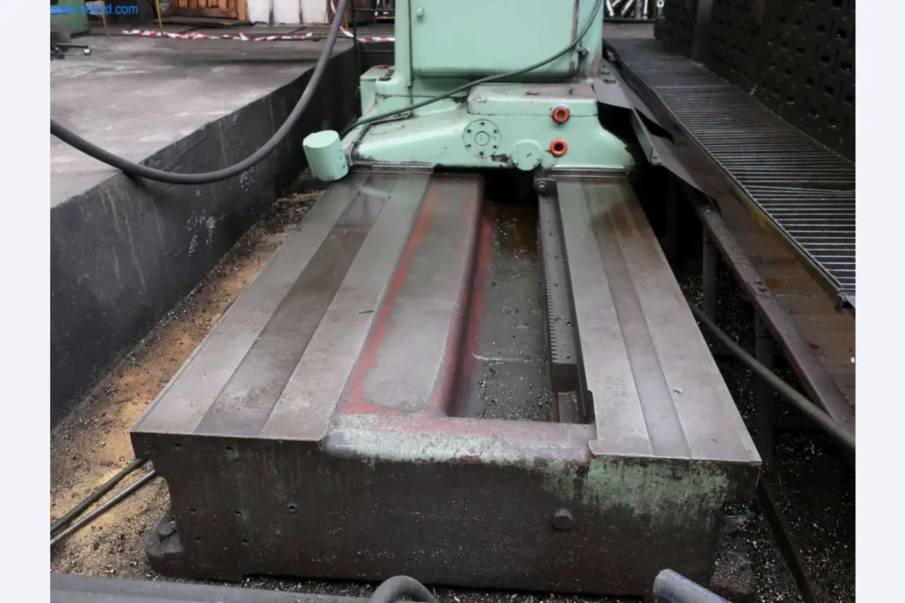Installaties en machines voor staalproductie, smeden, warmtebehandeling, verwerking van grote onderdelen en randapparatuur-16