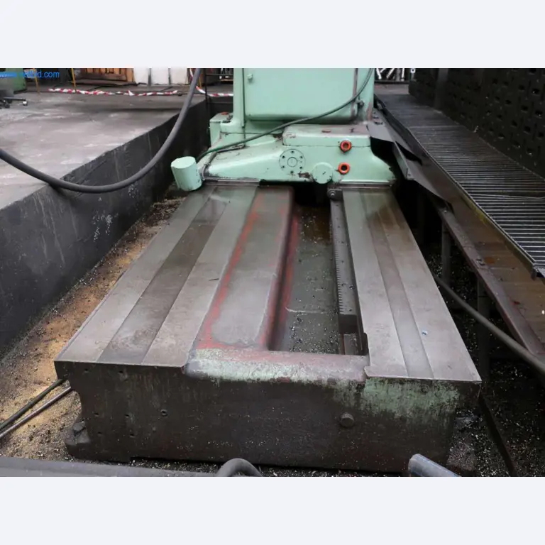 Installaties en machines voor staalproductie, smeden, warmtebehandeling, verwerking van grote onderdelen en randapparatuur-16