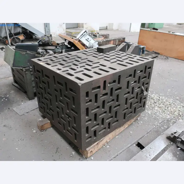 Závody a stroje z oblasti výroby oceli, kování, tepelného zpracování, velké cásti obrábení a periférií-1