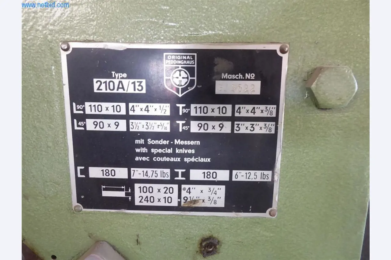 Bedrijfs- en kantooruitrusting (raam- en metaalconstructie)-2