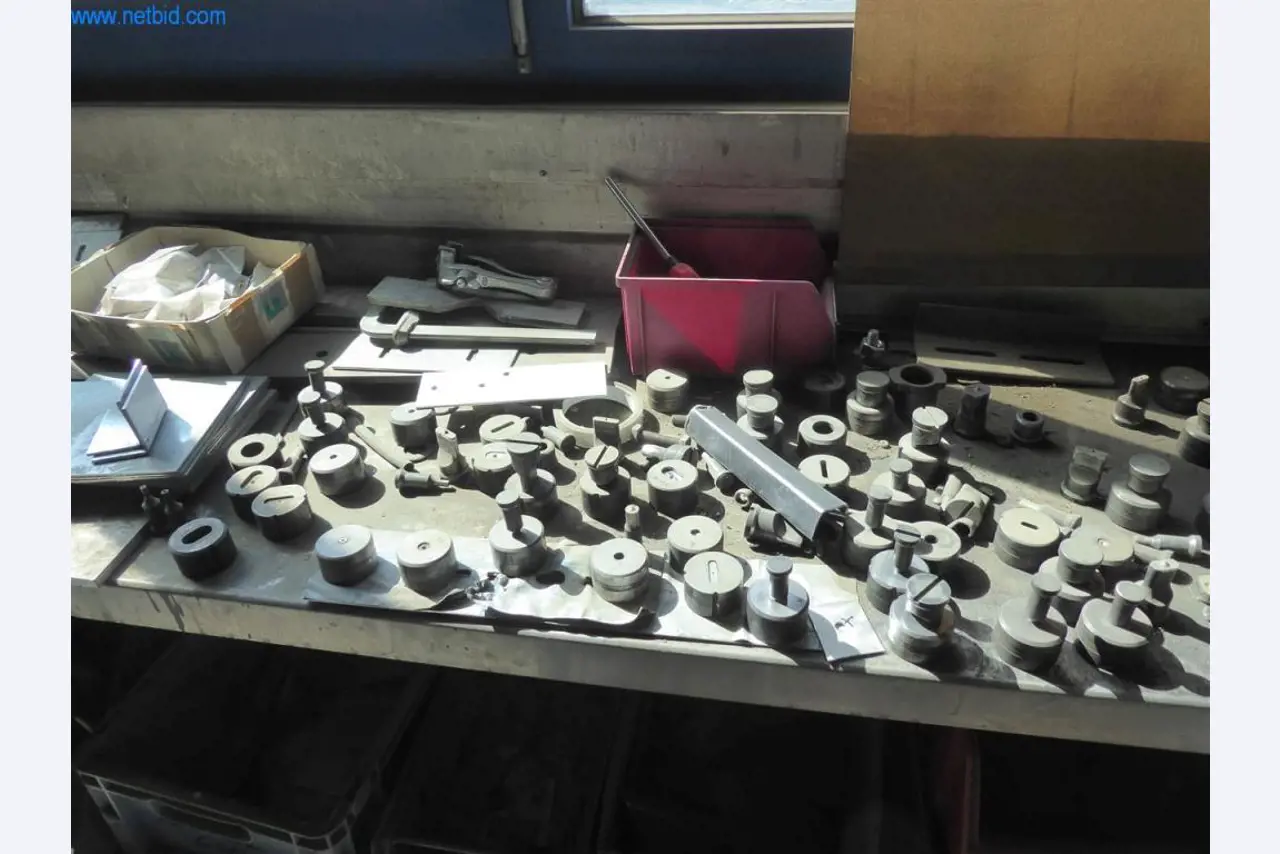 Operating and office equipment (window and metal construction)-7