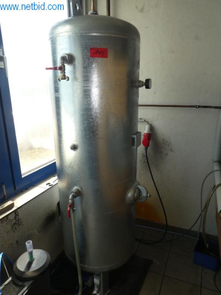 Provozní a kancelářské vybavení (okna a kovové konstrukce)-2