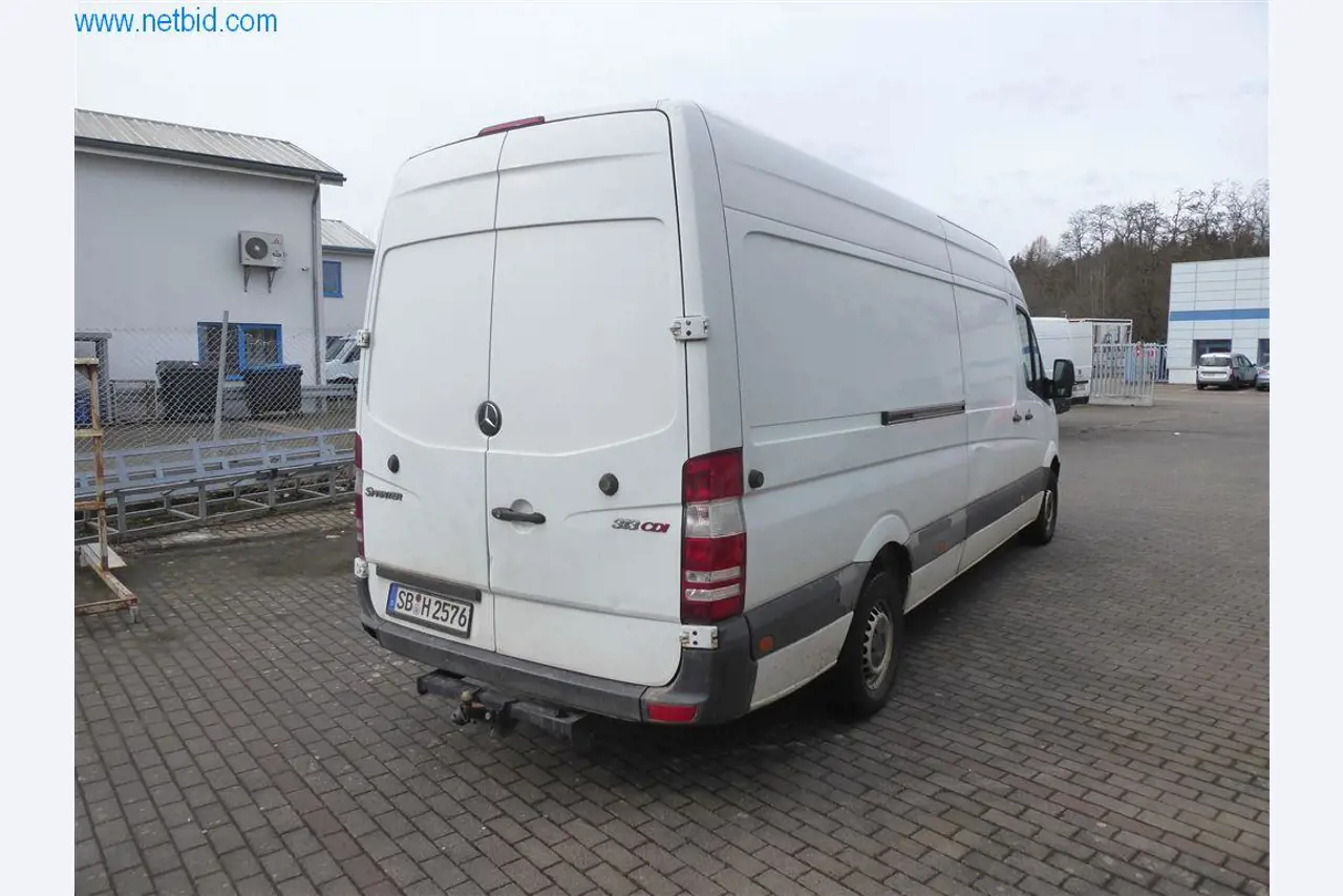 Betriebs- und Geschäftsausstattung (Fenster- und Metallbau)-13