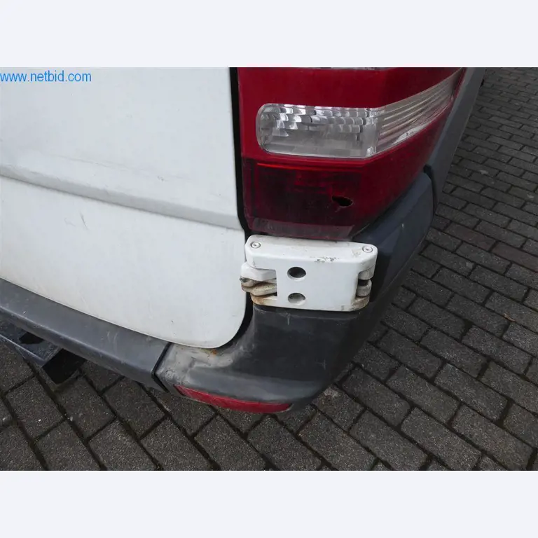 Betriebs- und Geschäftsausstattung (Fenster- und Metallbau)-16