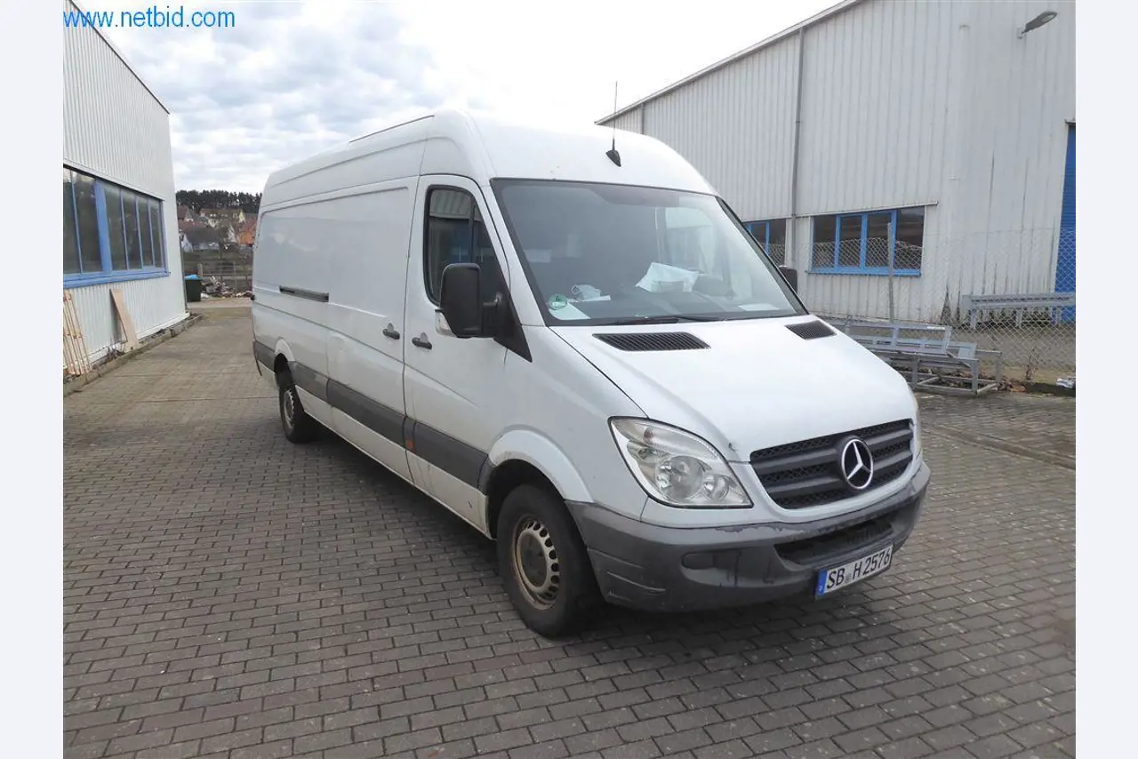 Betriebs- und Geschäftsausstattung (Fenster- und Metallbau)-1